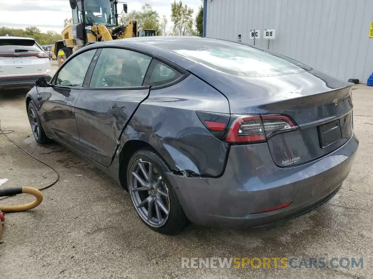 2 Photograph of a damaged car 5YJ3E1EA2MF854095 TESLA MODEL 3 2021