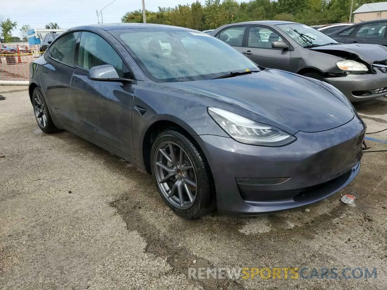 4 Photograph of a damaged car 5YJ3E1EA2MF854095 TESLA MODEL 3 2021