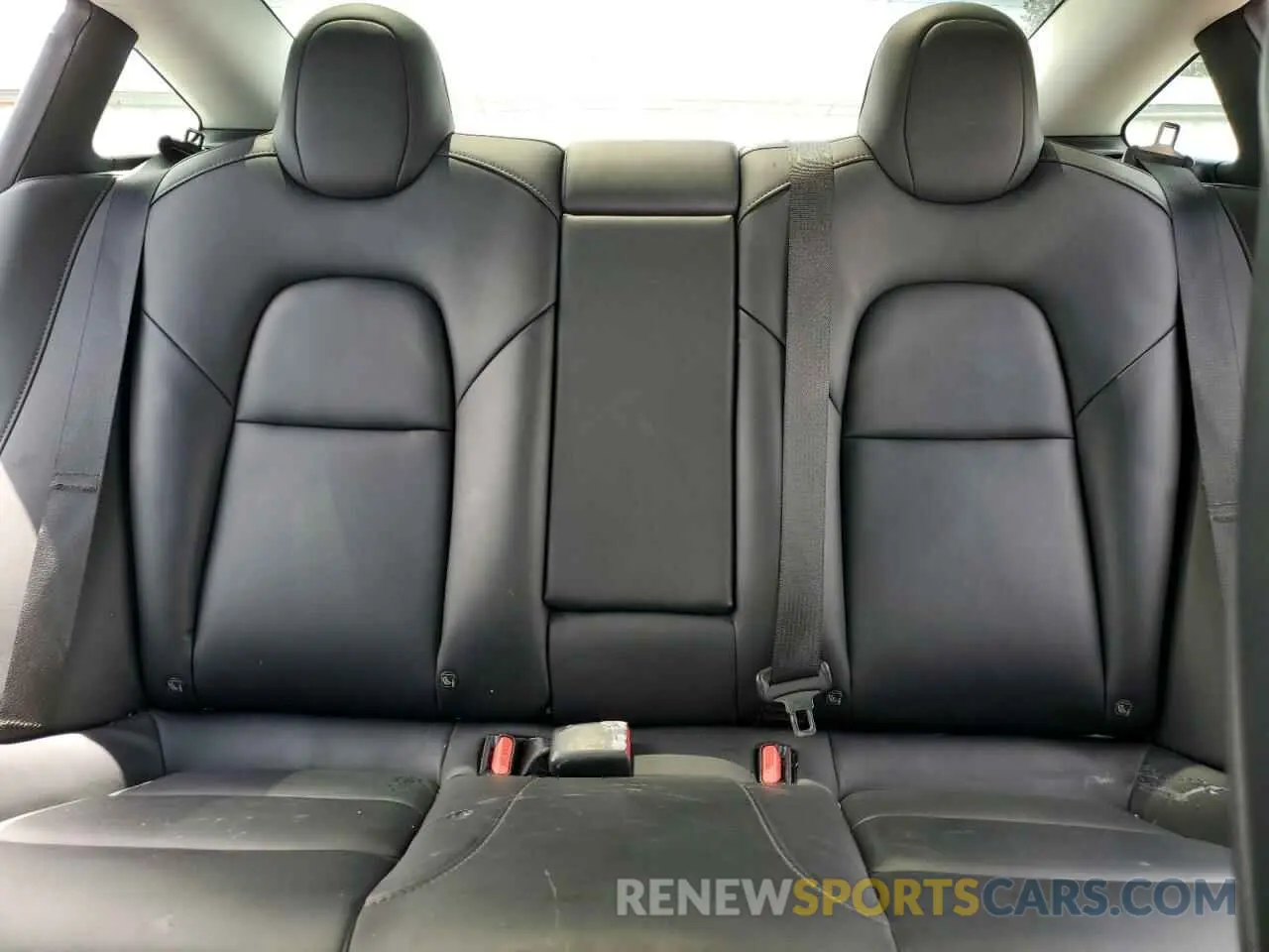 10 Photograph of a damaged car 5YJ3E1EA2MF854713 TESLA MODEL 3 2021