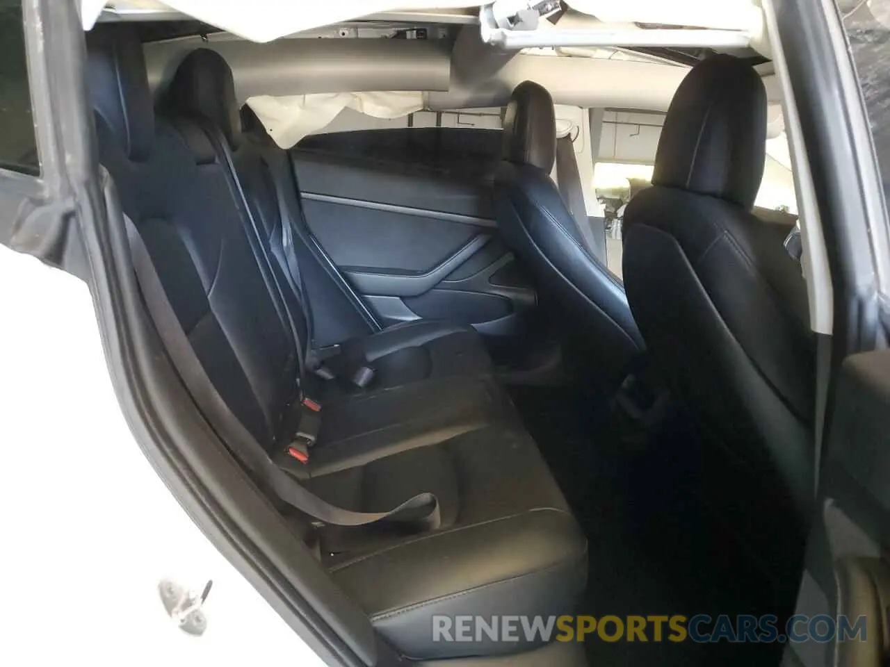 10 Photograph of a damaged car 5YJ3E1EA2MF859703 TESLA MODEL 3 2021