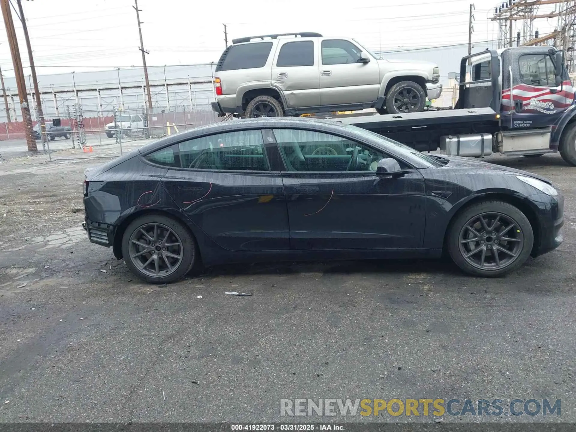 14 Photograph of a damaged car 5YJ3E1EA2MF870622 TESLA MODEL 3 2021
