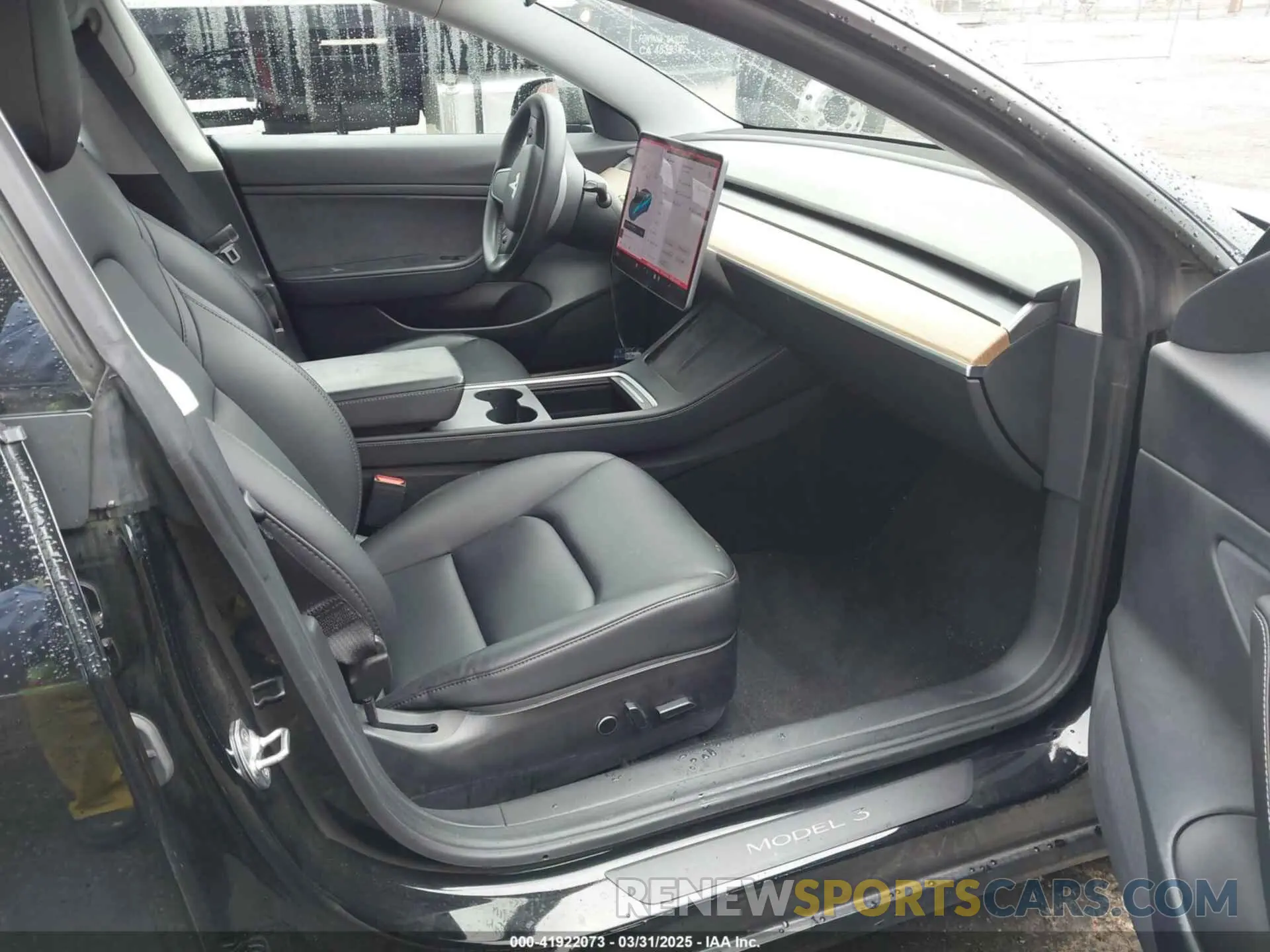 5 Photograph of a damaged car 5YJ3E1EA2MF870622 TESLA MODEL 3 2021