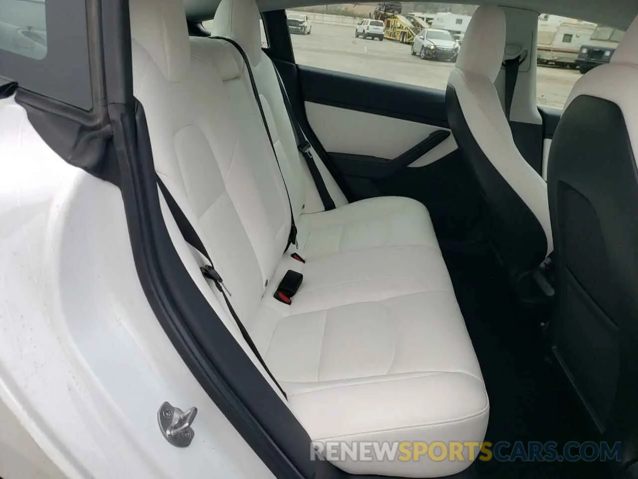 10 Photograph of a damaged car 5YJ3E1EA2MF873424 TESLA MODEL 3 2021