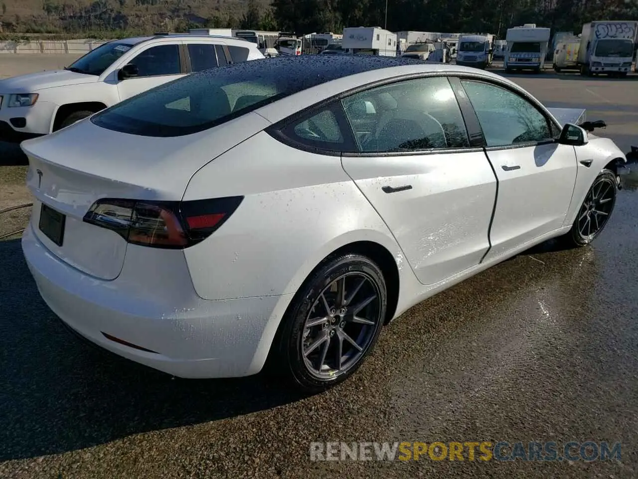 3 Photograph of a damaged car 5YJ3E1EA2MF873424 TESLA MODEL 3 2021