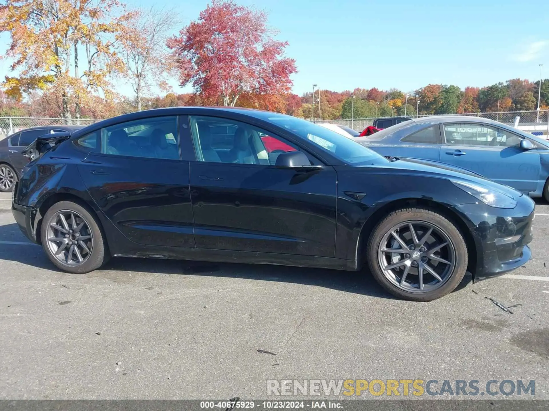 12 Photograph of a damaged car 5YJ3E1EA2MF911640 TESLA MODEL 3 2021