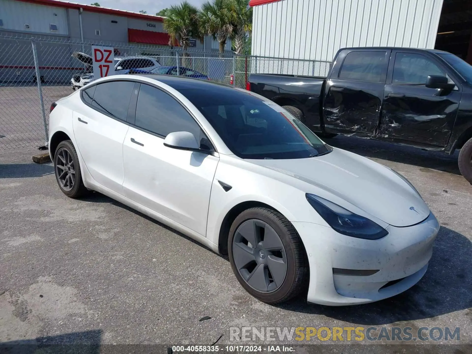 1 Photograph of a damaged car 5YJ3E1EA2MF921195 TESLA MODEL 3 2021
