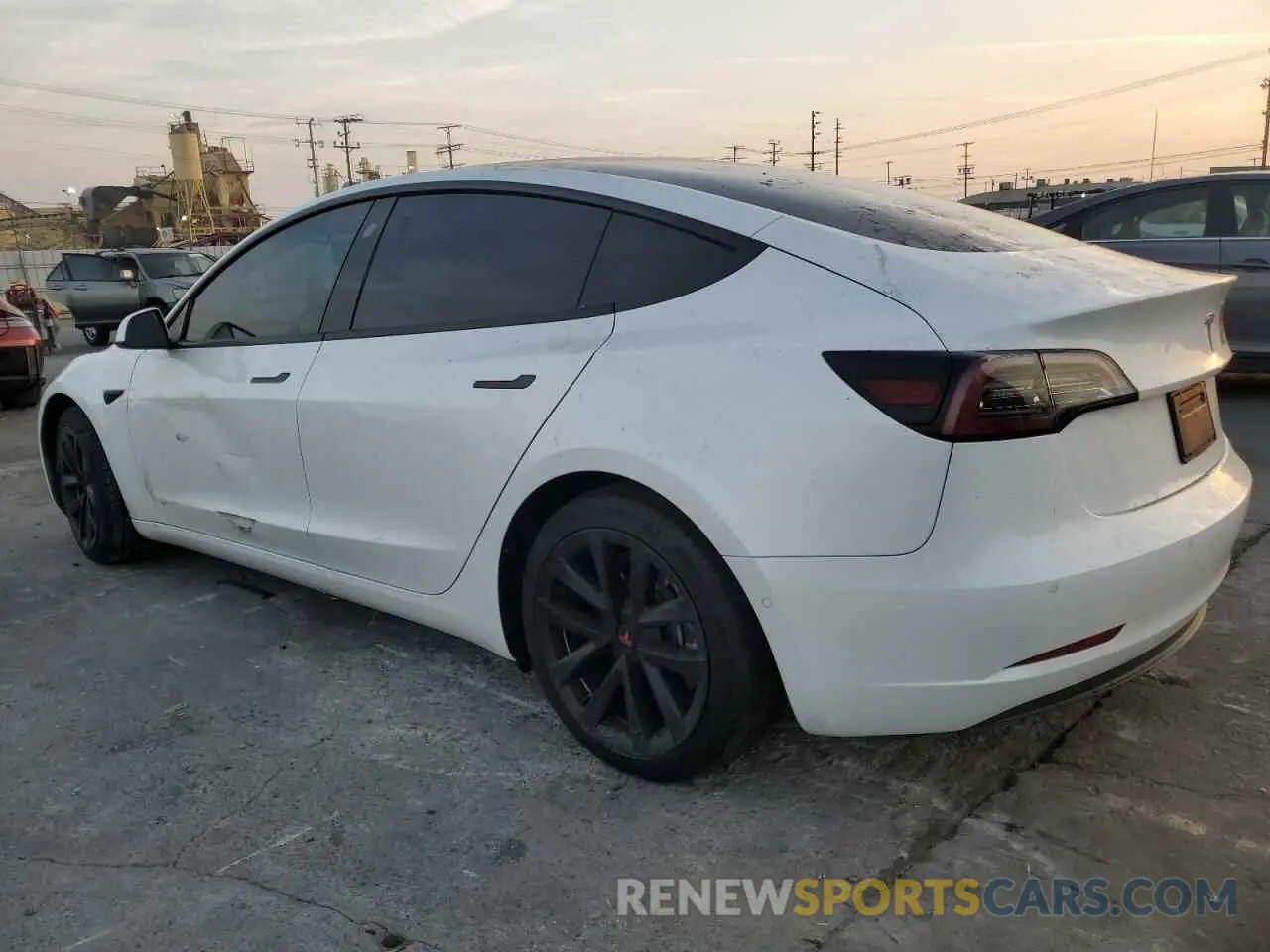 2 Photograph of a damaged car 5YJ3E1EA2MF940376 TESLA MODEL 3 2021