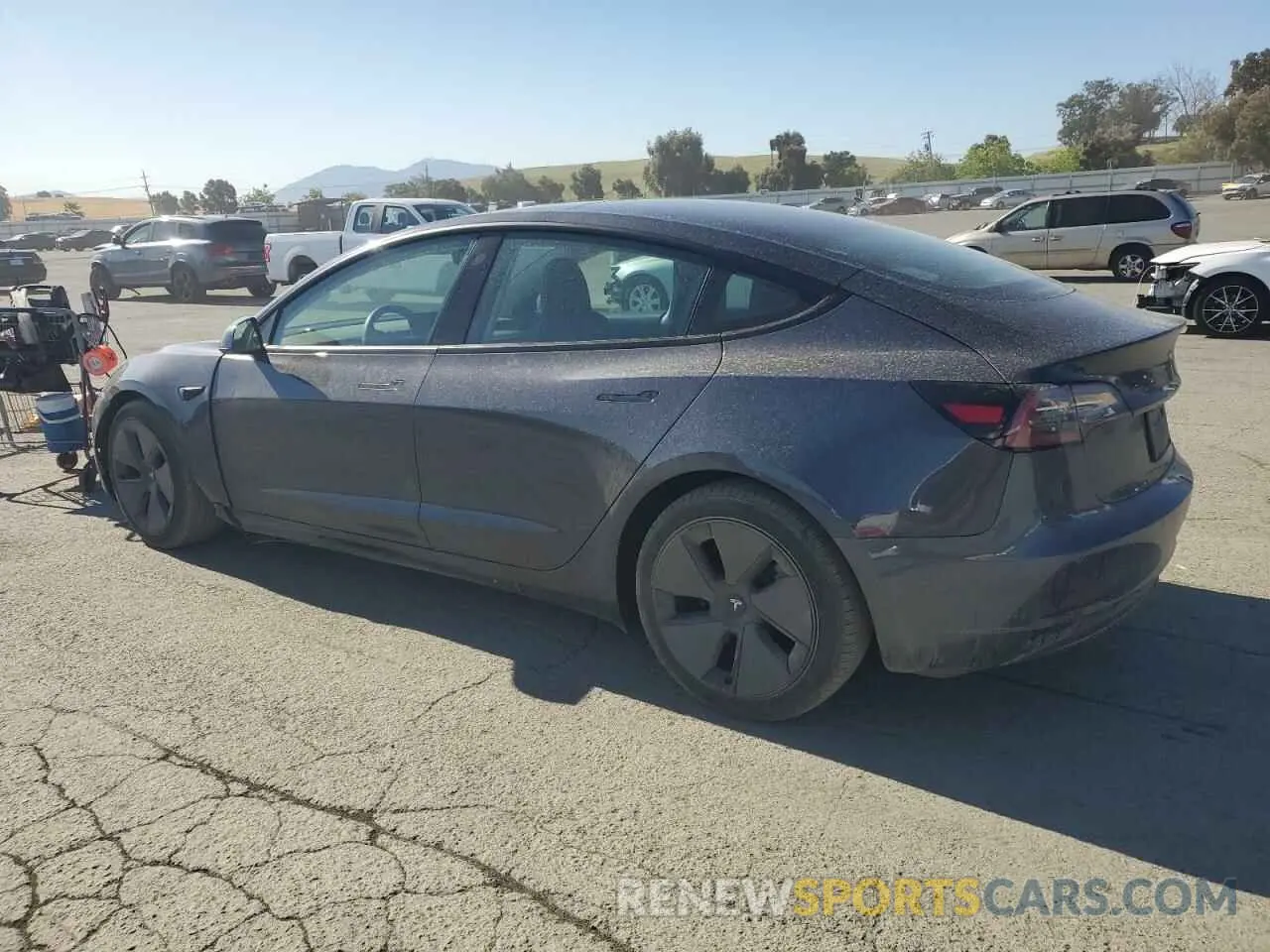 2 Photograph of a damaged car 5YJ3E1EA2MF942712 TESLA MODEL 3 2021