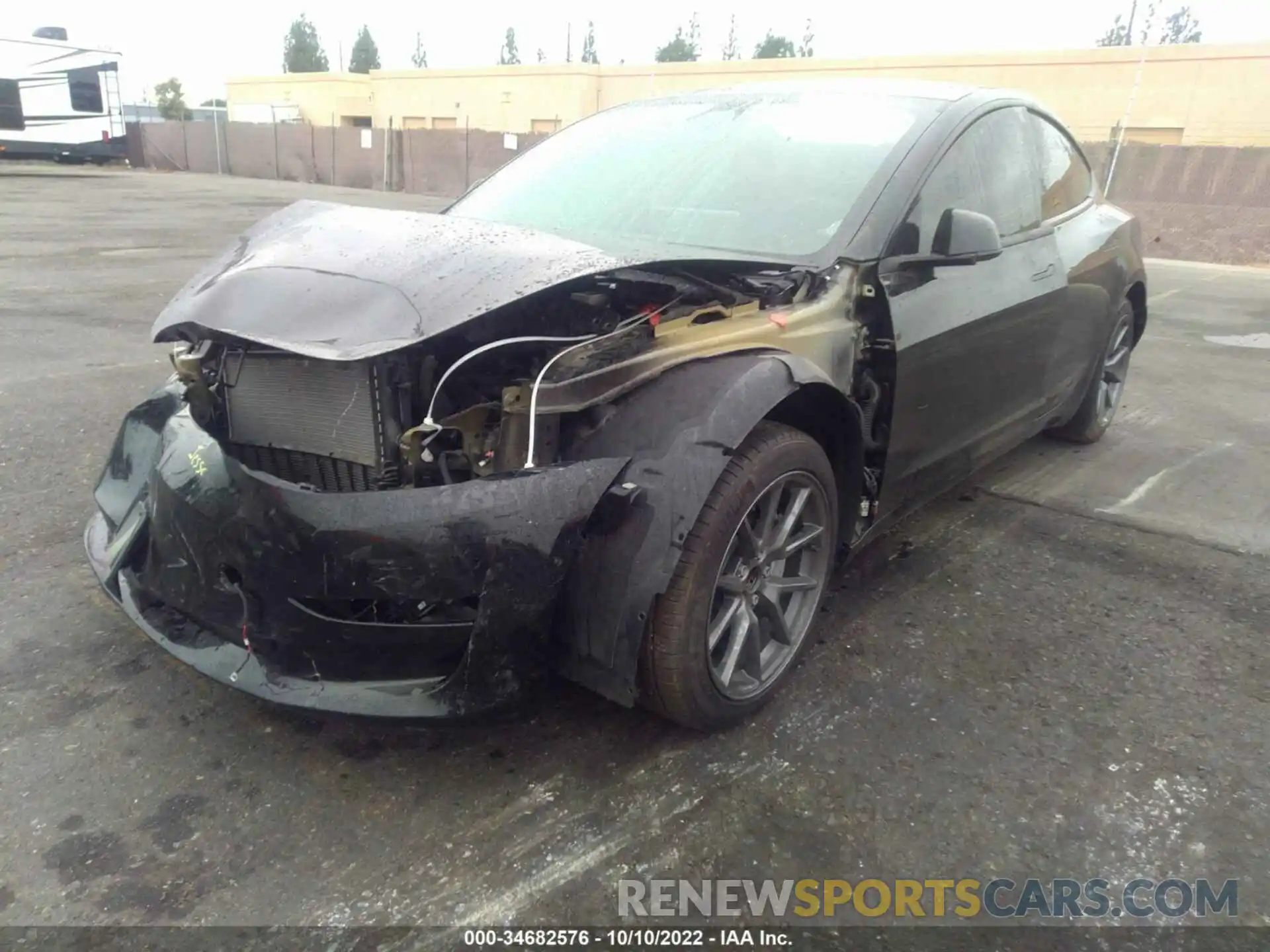 2 Photograph of a damaged car 5YJ3E1EA2MF943018 TESLA MODEL 3 2021