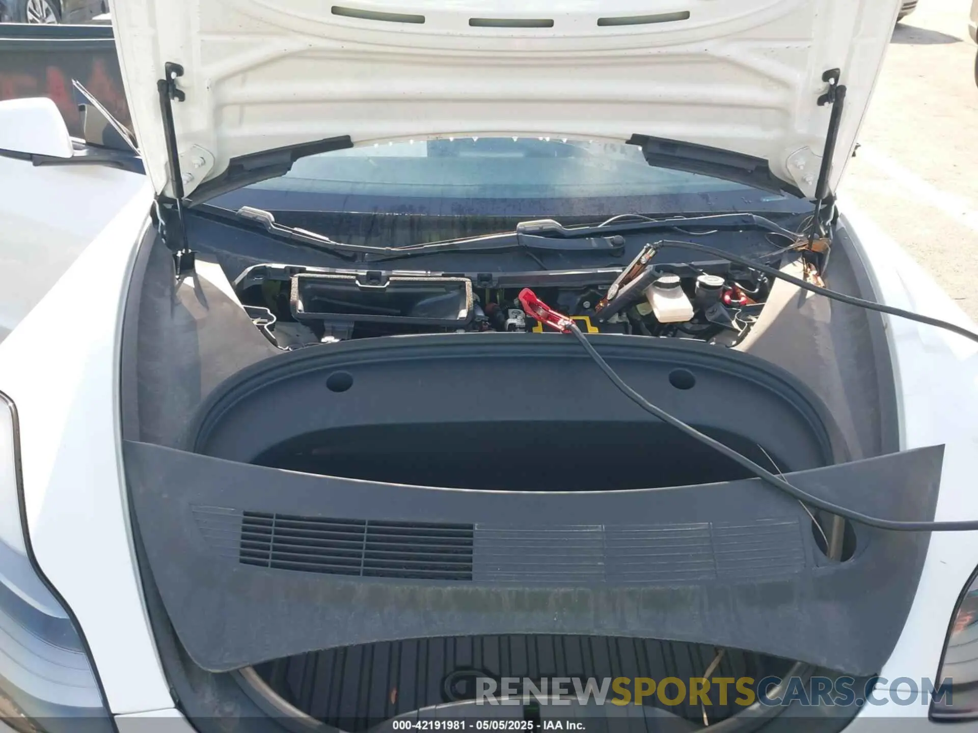 10 Photograph of a damaged car 5YJ3E1EA2MF973202 TESLA MODEL 3 2021