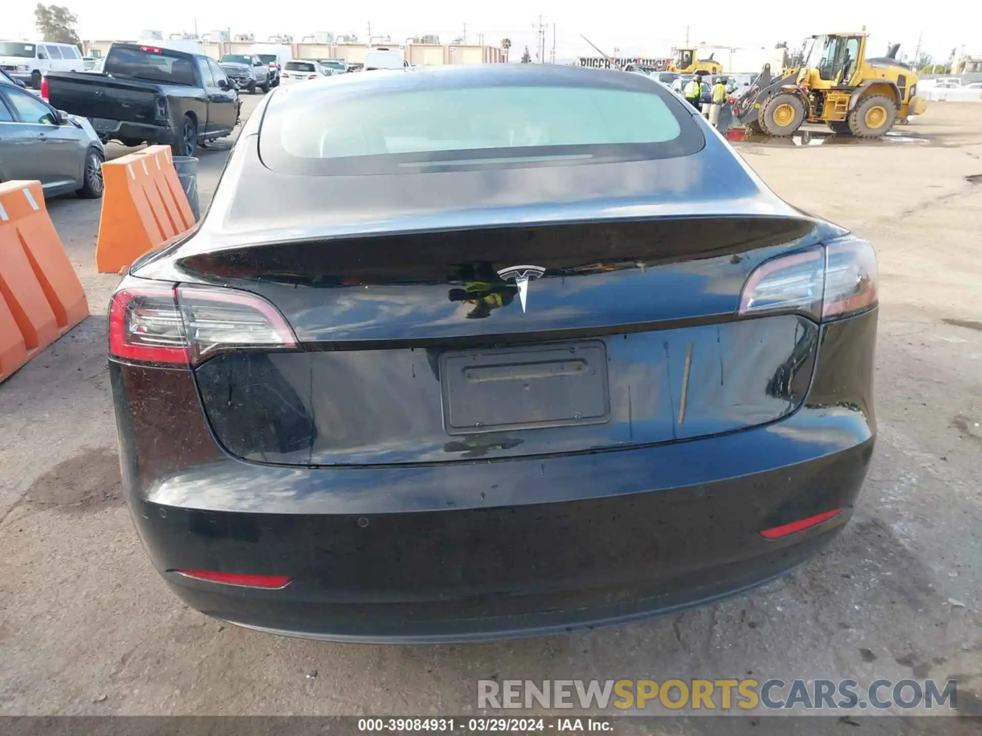 15 Photograph of a damaged car 5YJ3E1EA2MF987259 TESLA MODEL 3 2021