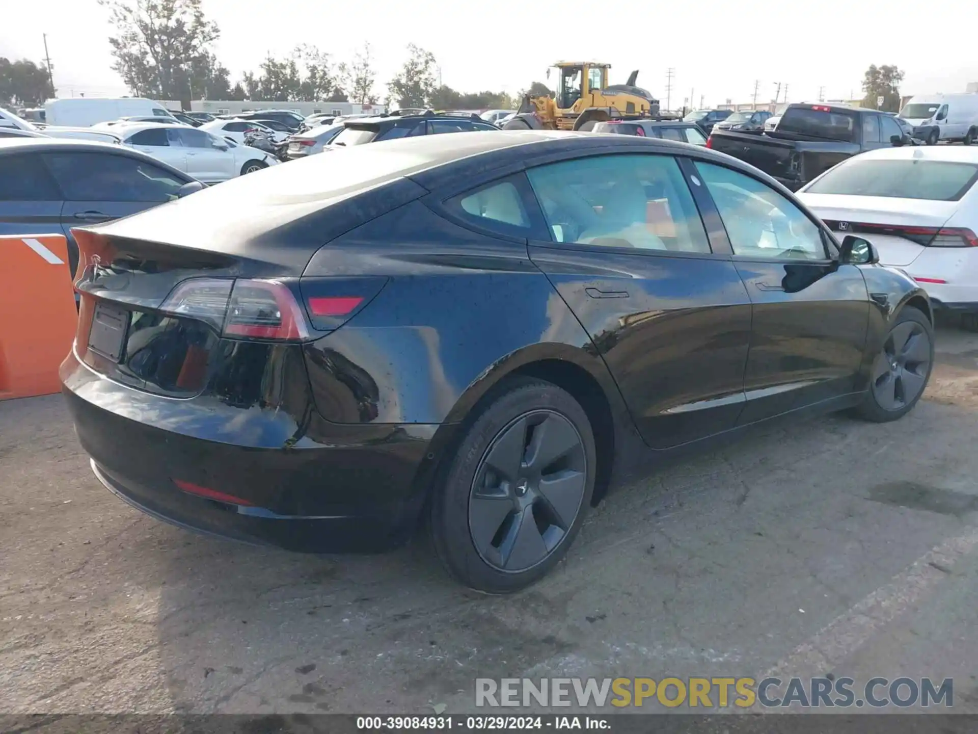 4 Photograph of a damaged car 5YJ3E1EA2MF987259 TESLA MODEL 3 2021