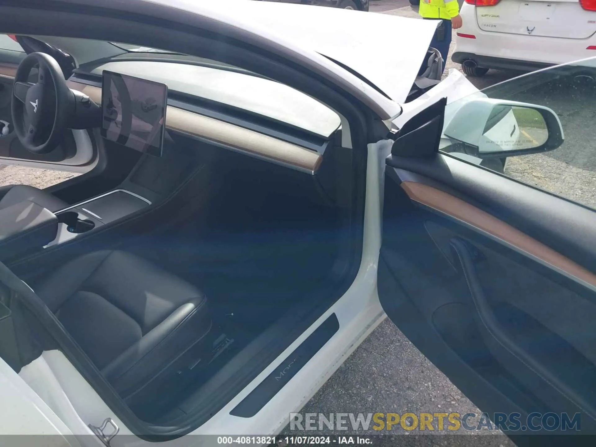5 Photograph of a damaged car 5YJ3E1EA2MF990842 TESLA MODEL 3 2021
