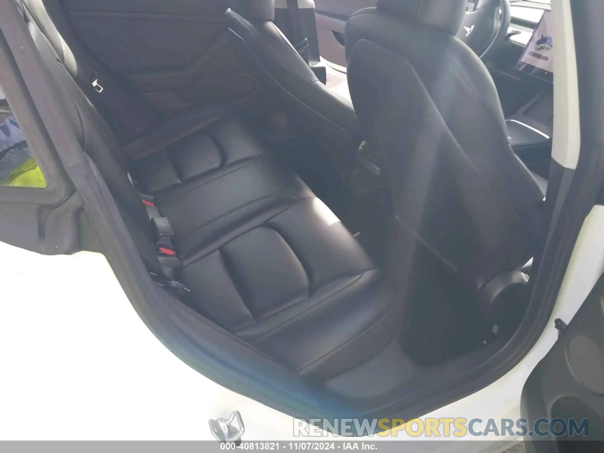 8 Photograph of a damaged car 5YJ3E1EA2MF990842 TESLA MODEL 3 2021