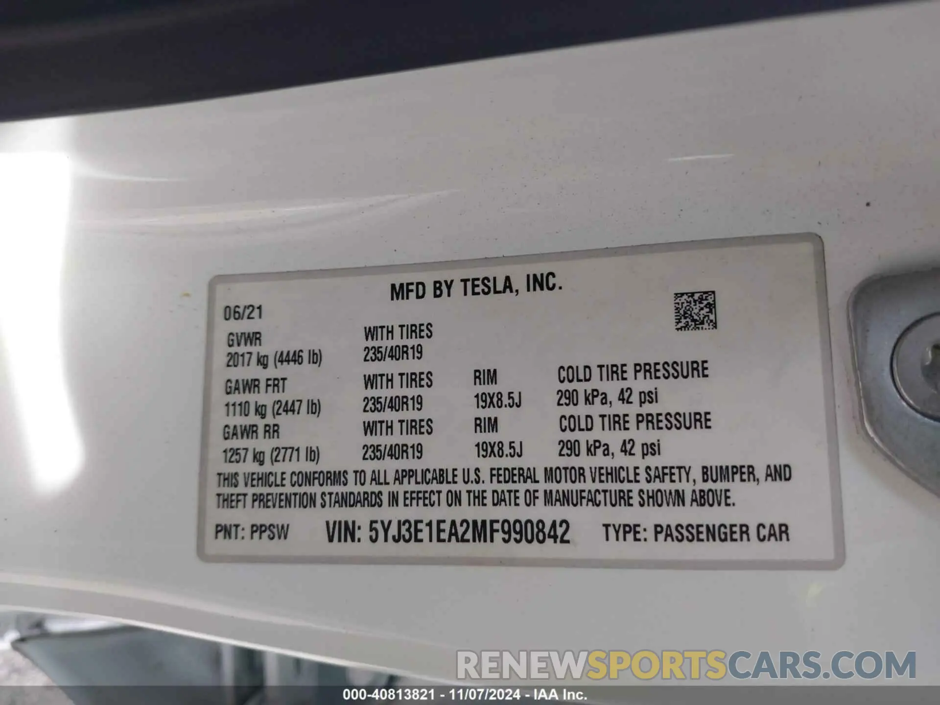 9 Photograph of a damaged car 5YJ3E1EA2MF990842 TESLA MODEL 3 2021