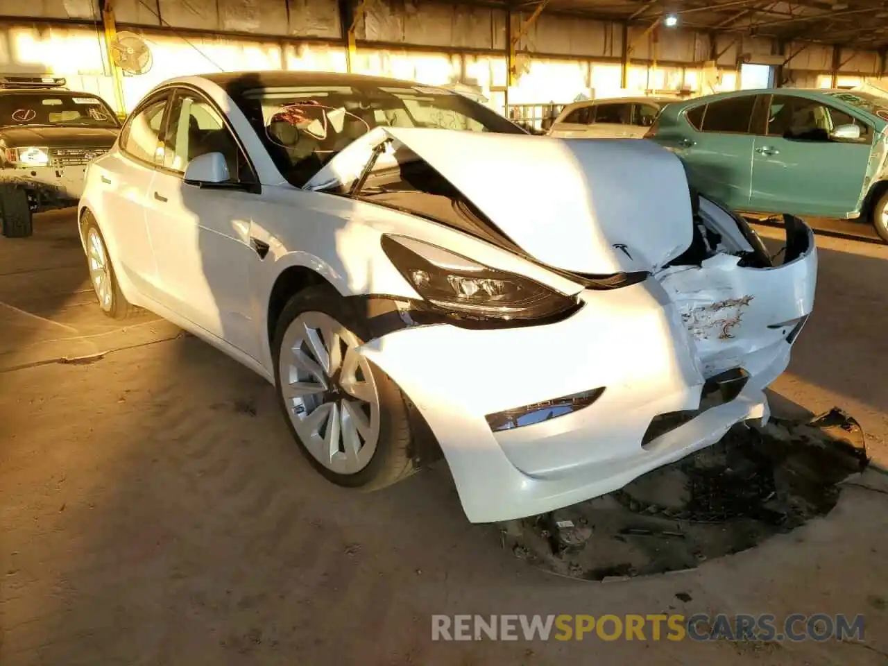 1 Photograph of a damaged car 5YJ3E1EA2MF996270 TESLA MODEL 3 2021