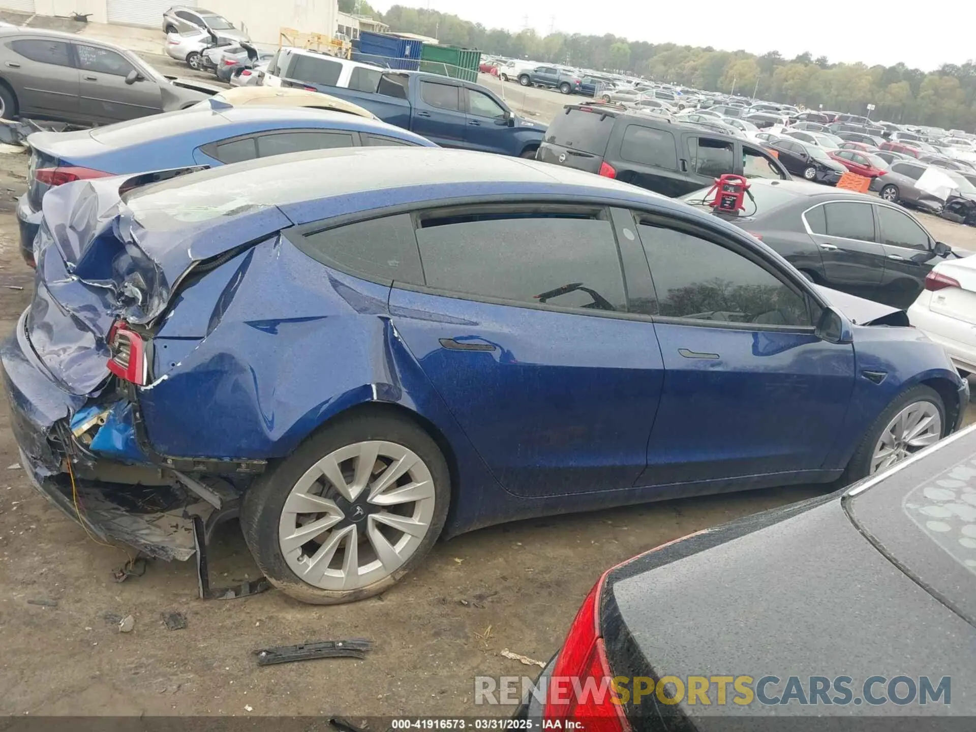 12 Photograph of a damaged car 5YJ3E1EA3MF018246 TESLA MODEL 3 2021