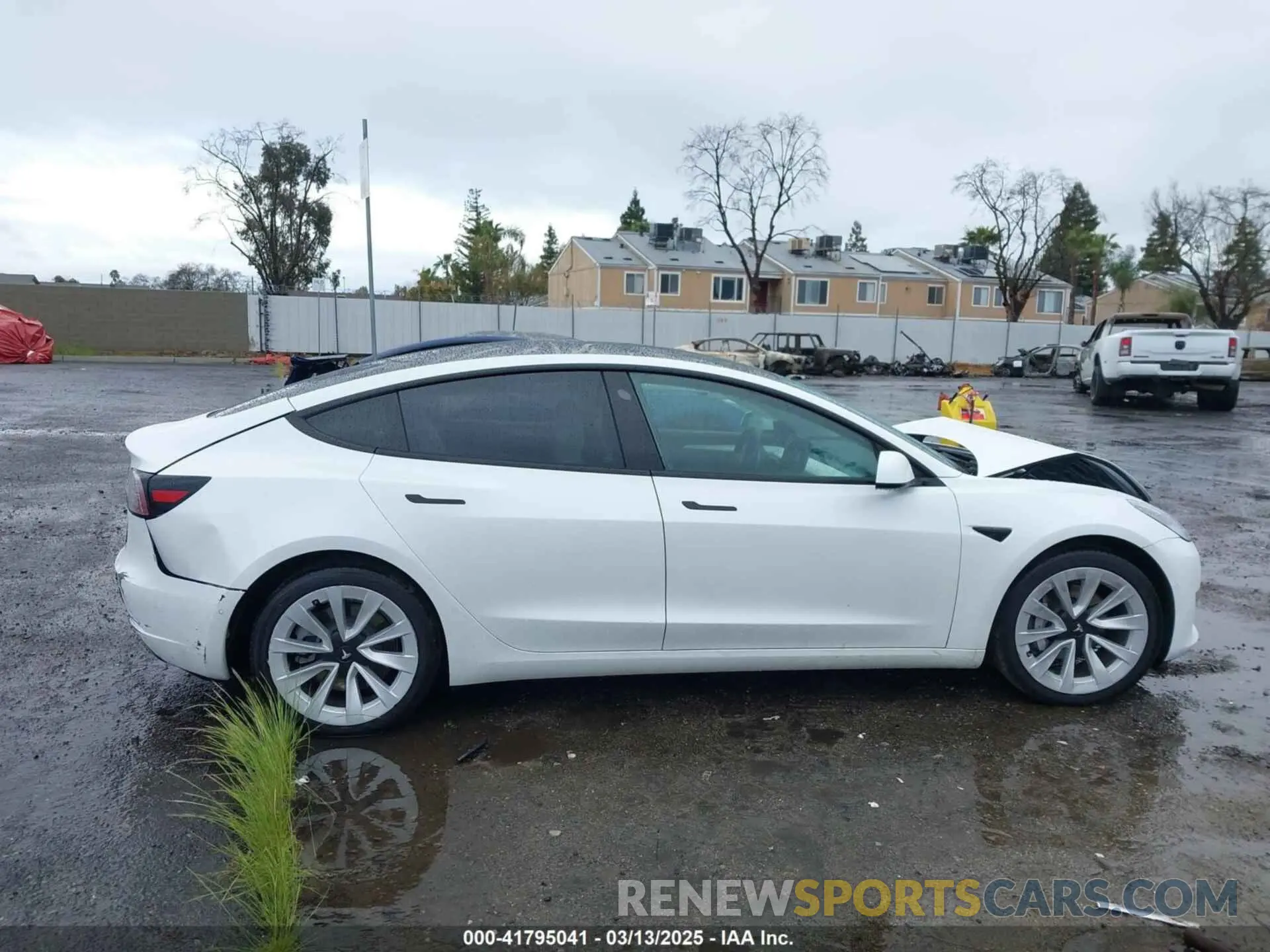 13 Photograph of a damaged car 5YJ3E1EA3MF032180 TESLA MODEL 3 2021