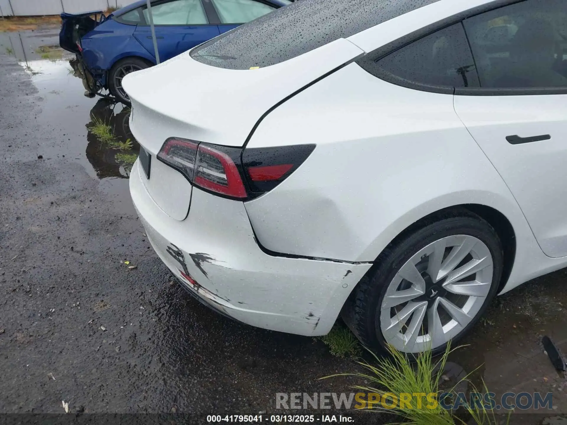 20 Photograph of a damaged car 5YJ3E1EA3MF032180 TESLA MODEL 3 2021