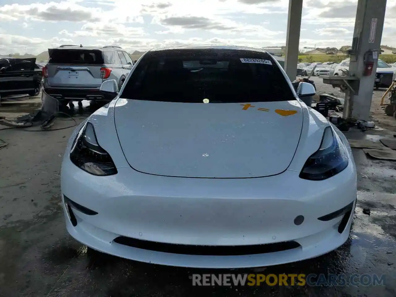 5 Photograph of a damaged car 5YJ3E1EA3MF042675 TESLA MODEL 3 2021