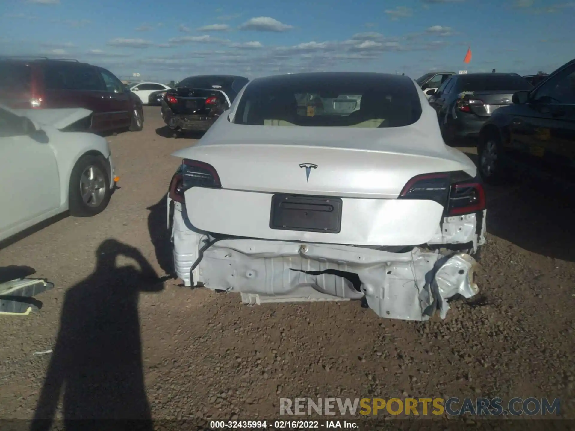 6 Photograph of a damaged car 5YJ3E1EA3MF053367 TESLA MODEL 3 2021