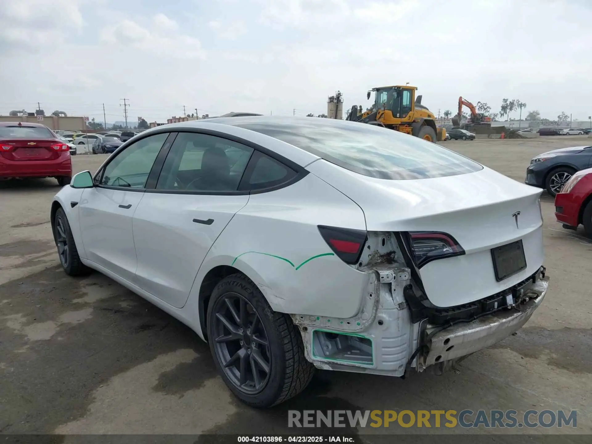 3 Photograph of a damaged car 5YJ3E1EA3MF054115 TESLA MODEL 3 2021