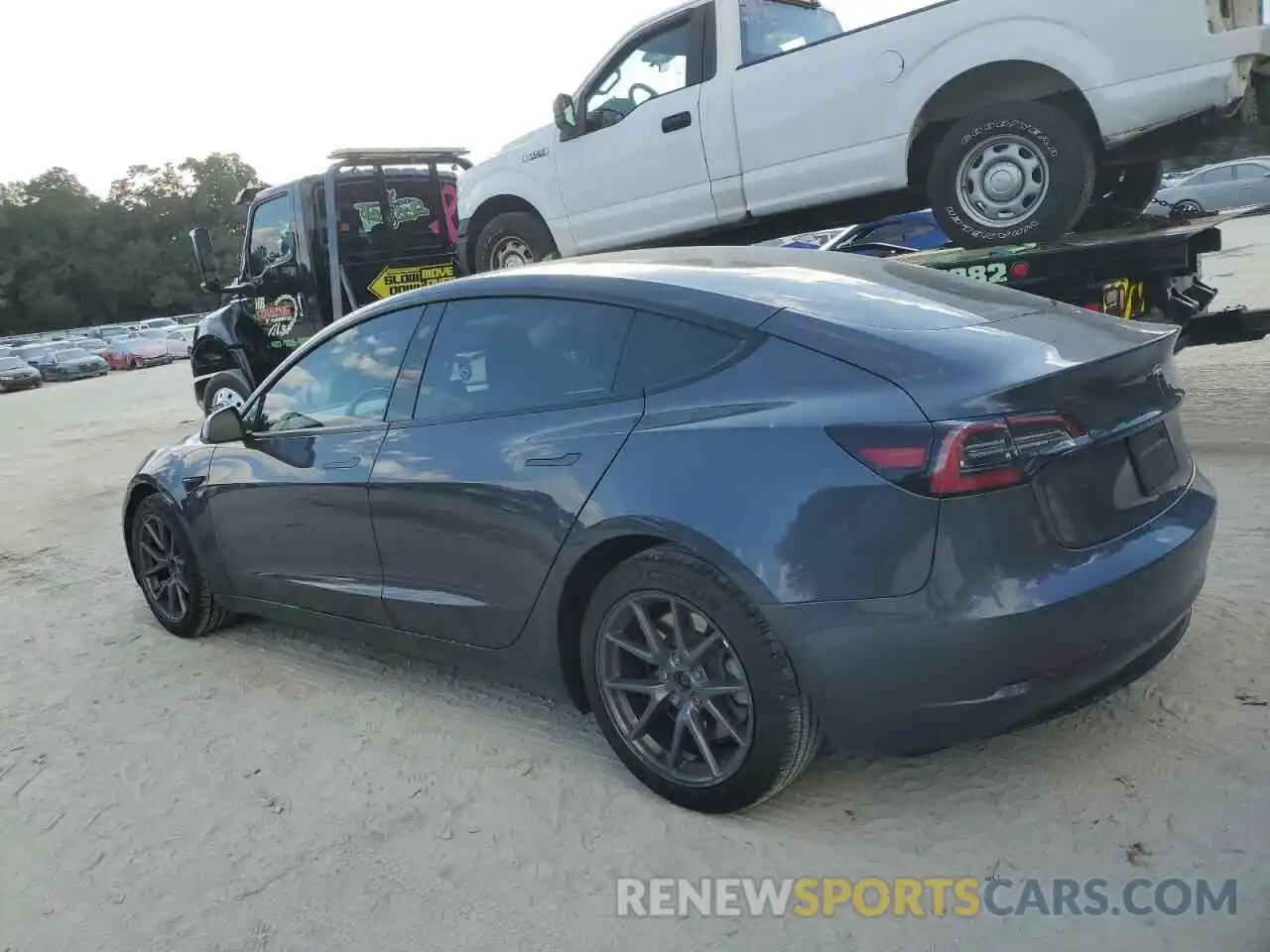 2 Photograph of a damaged car 5YJ3E1EA3MF070413 TESLA MODEL 3 2021