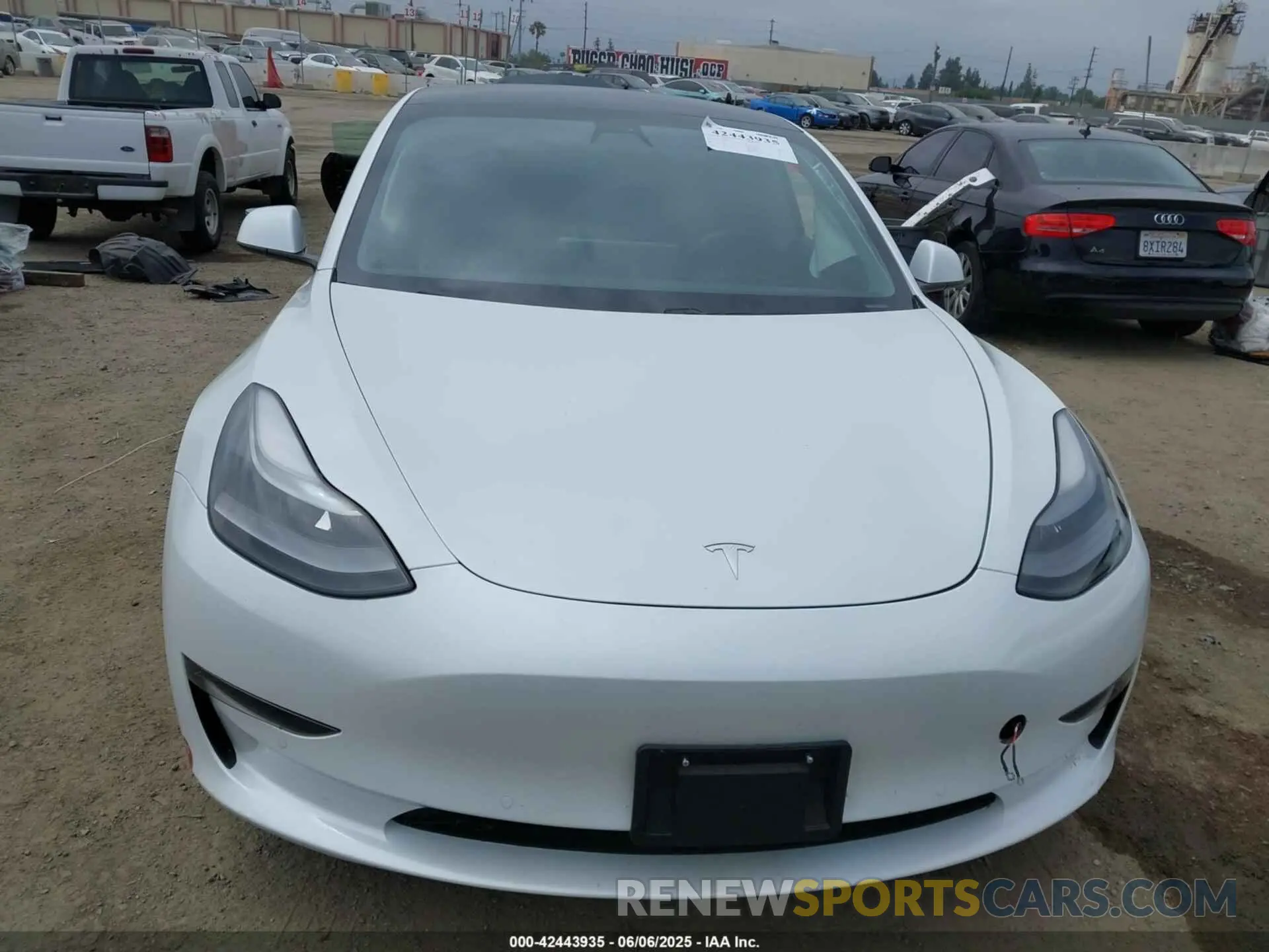 11 Photograph of a damaged car 5YJ3E1EA3MF072520 TESLA MODEL 3 2021