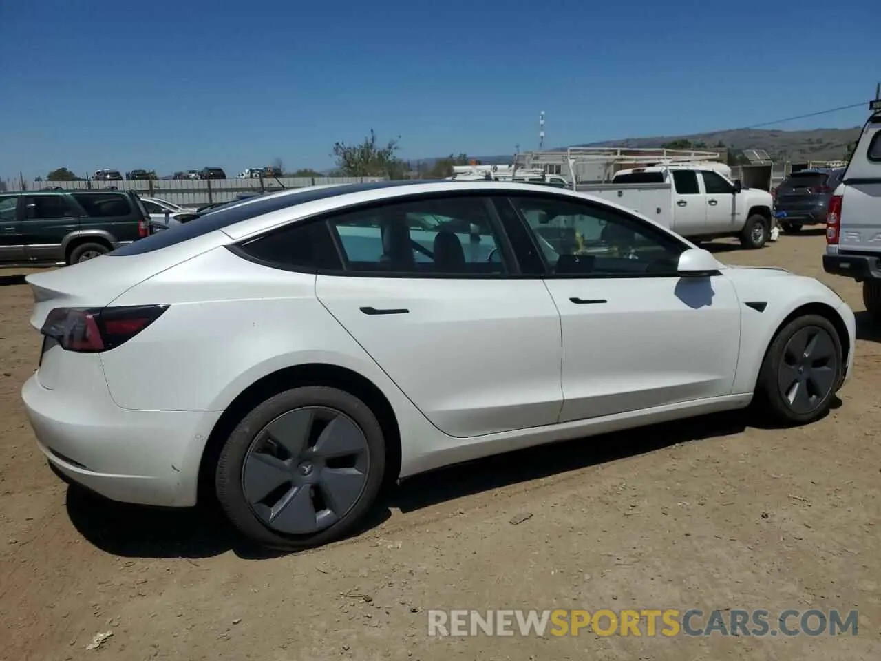 3 Photograph of a damaged car 5YJ3E1EA3MF074879 TESLA MODEL 3 2021