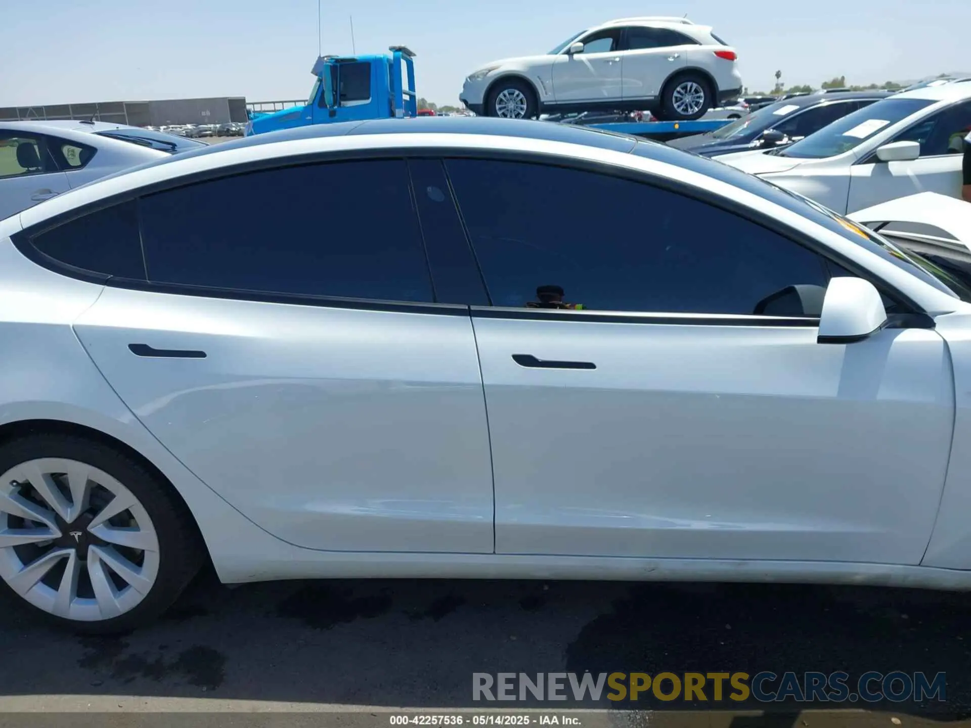 13 Photograph of a damaged car 5YJ3E1EA3MF075594 TESLA MODEL 3 2021