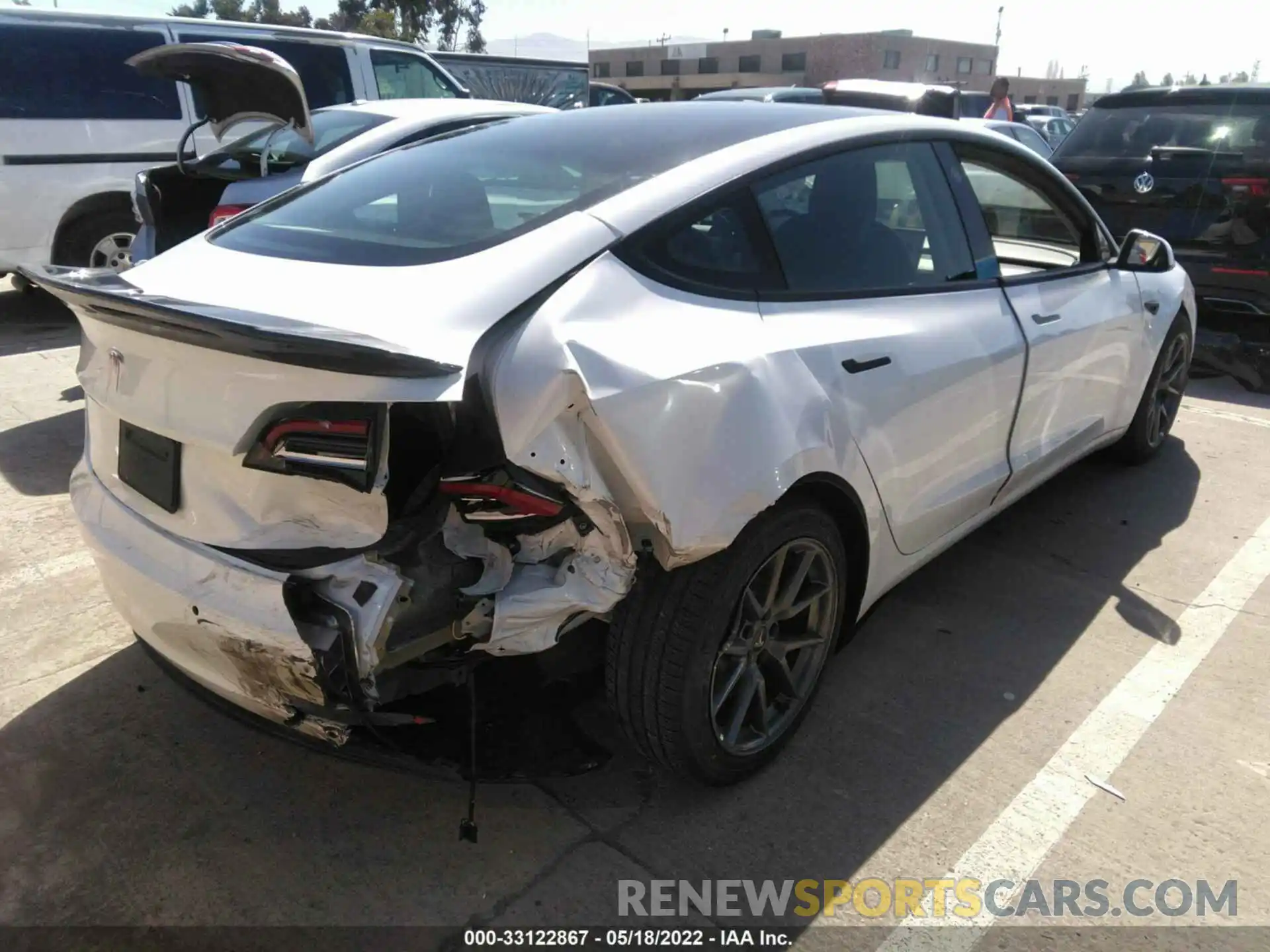 4 Photograph of a damaged car 5YJ3E1EA3MF076065 TESLA MODEL 3 2021