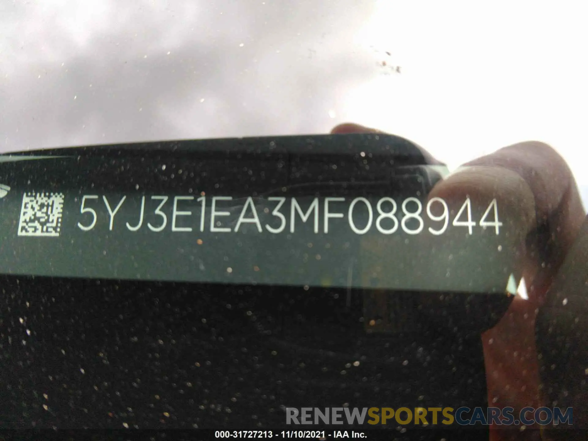 9 Photograph of a damaged car 5YJ3E1EA3MF088944 TESLA MODEL 3 2021
