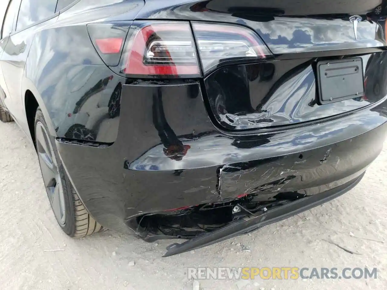 9 Photograph of a damaged car 5YJ3E1EA3MF089950 TESLA MODEL 3 2021