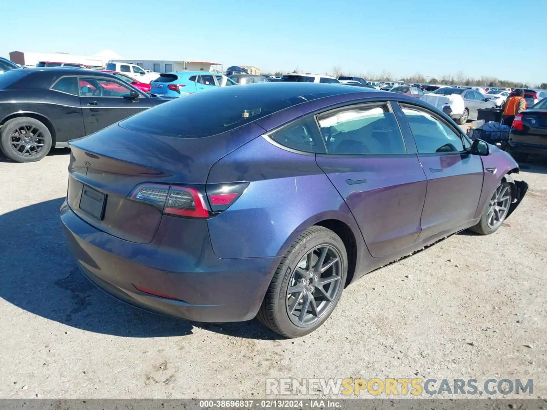 4 Photograph of a damaged car 5YJ3E1EA3MF093271 TESLA MODEL 3 2021