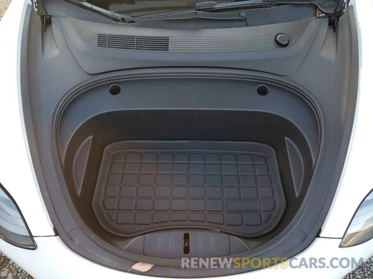 11 Photograph of a damaged car 5YJ3E1EA3MF099944 TESLA MODEL 3 2021