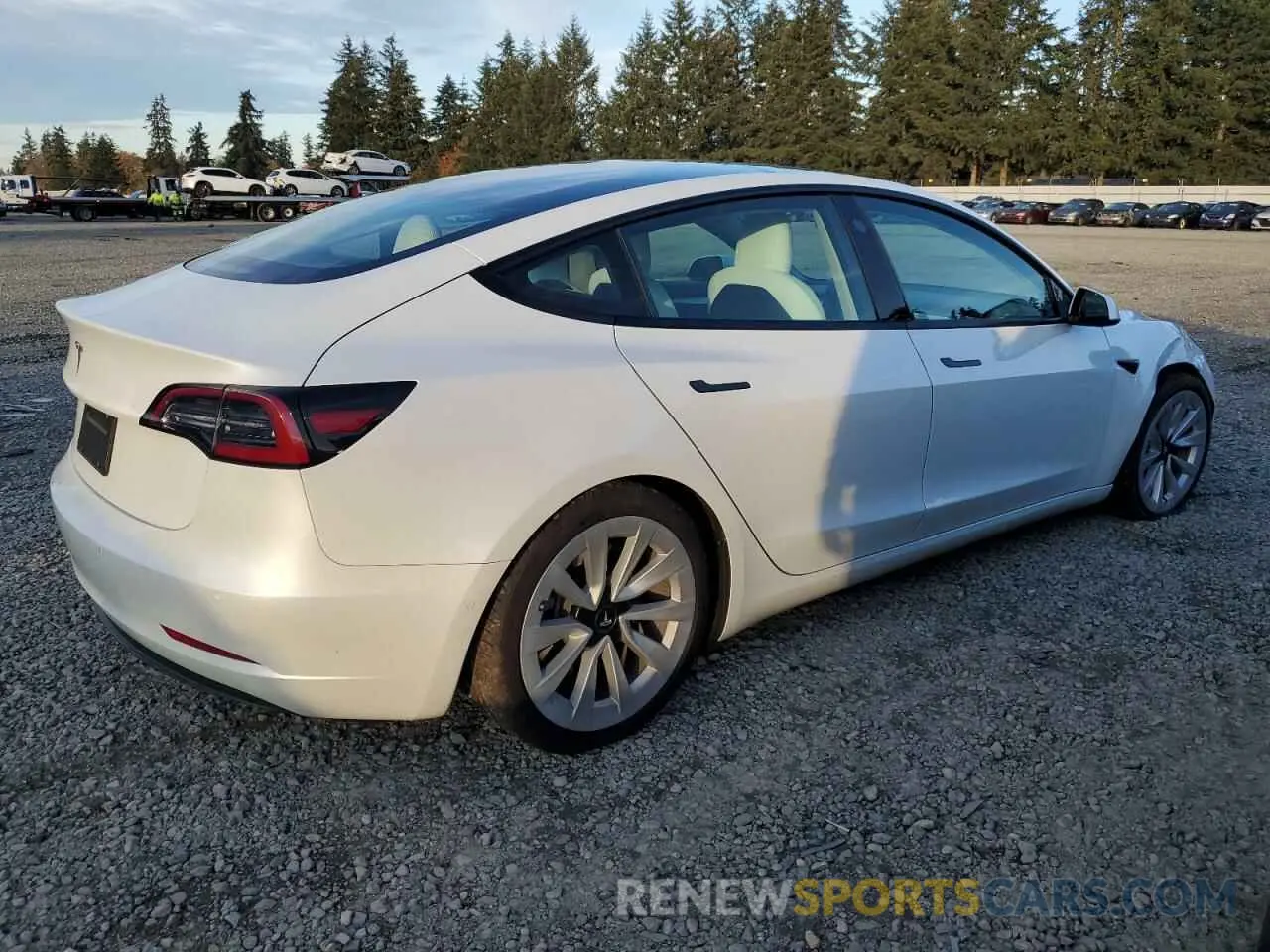 3 Photograph of a damaged car 5YJ3E1EA3MF099944 TESLA MODEL 3 2021