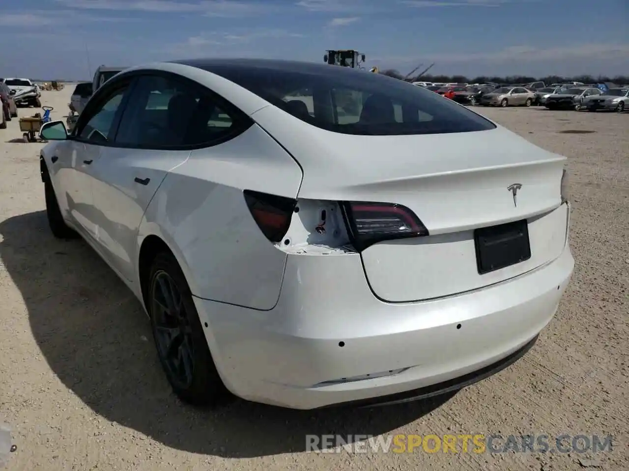 3 Photograph of a damaged car 5YJ3E1EA3MF100395 TESLA MODEL 3 2021