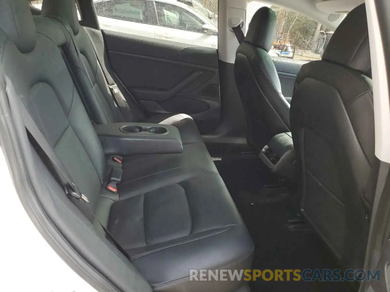 10 Photograph of a damaged car 5YJ3E1EA3MF848645 TESLA MODEL 3 2021