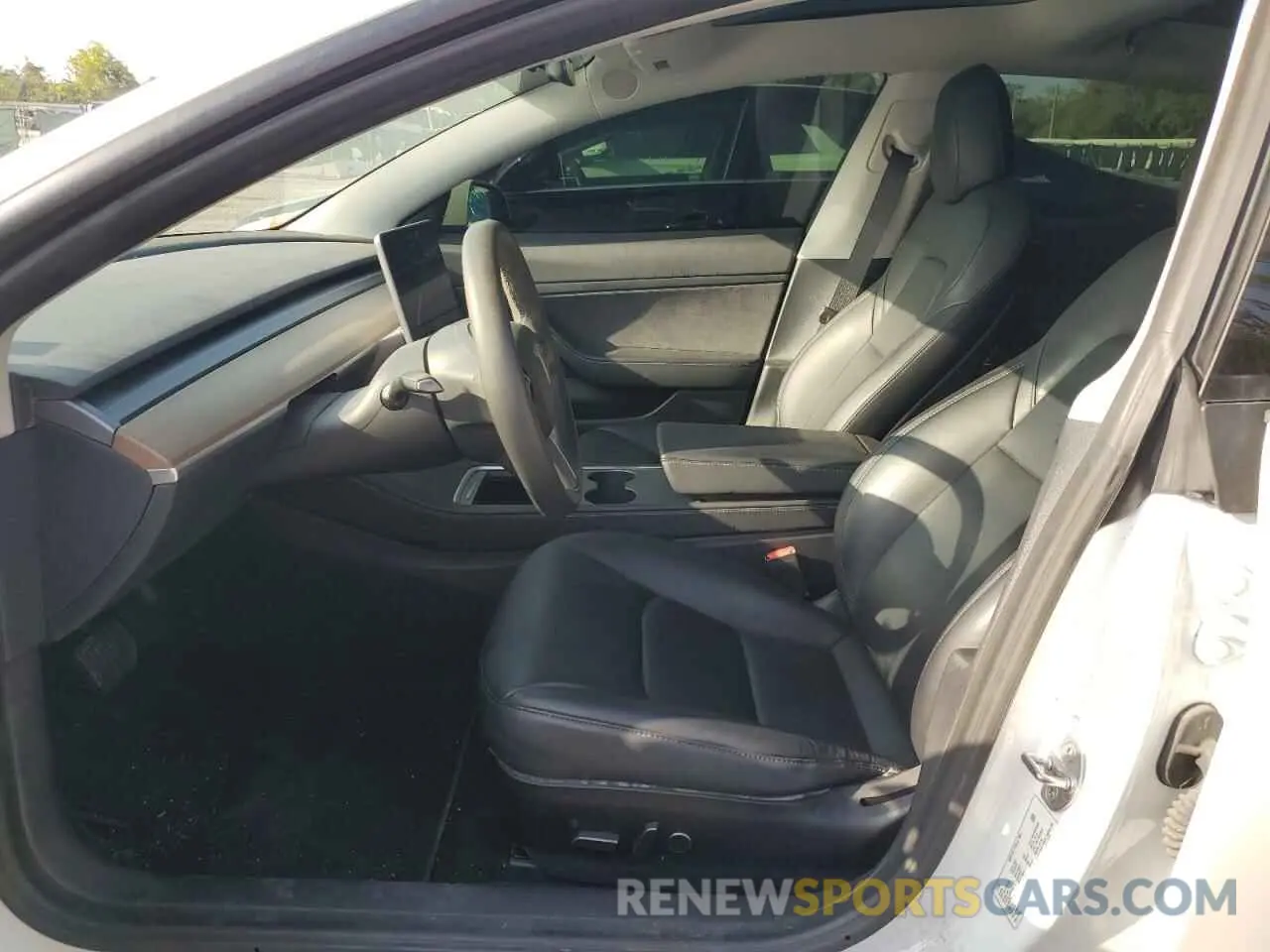7 Photograph of a damaged car 5YJ3E1EA3MF855031 TESLA MODEL 3 2021