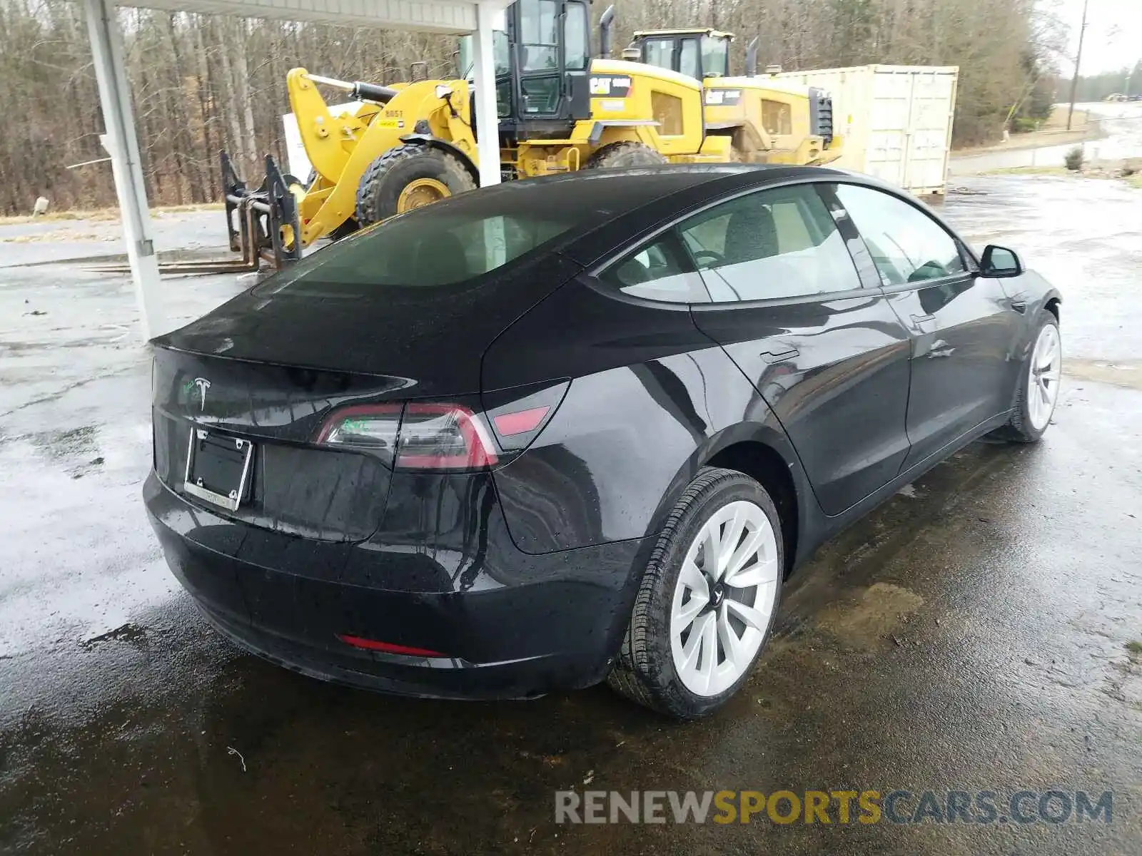 4 Photograph of a damaged car 5YJ3E1EA3MF856597 TESLA MODEL 3 2021