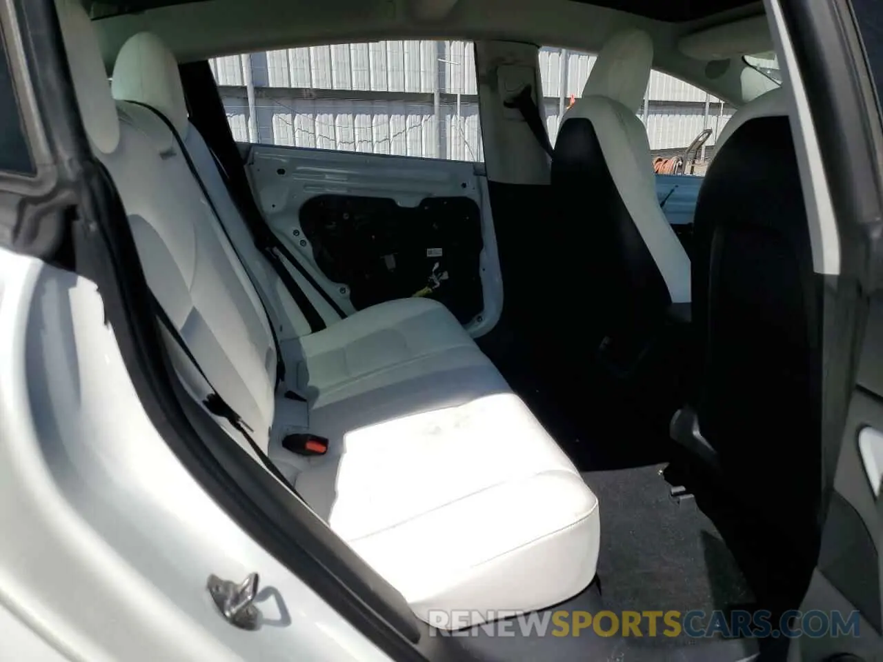 10 Photograph of a damaged car 5YJ3E1EA3MF877904 TESLA MODEL 3 2021