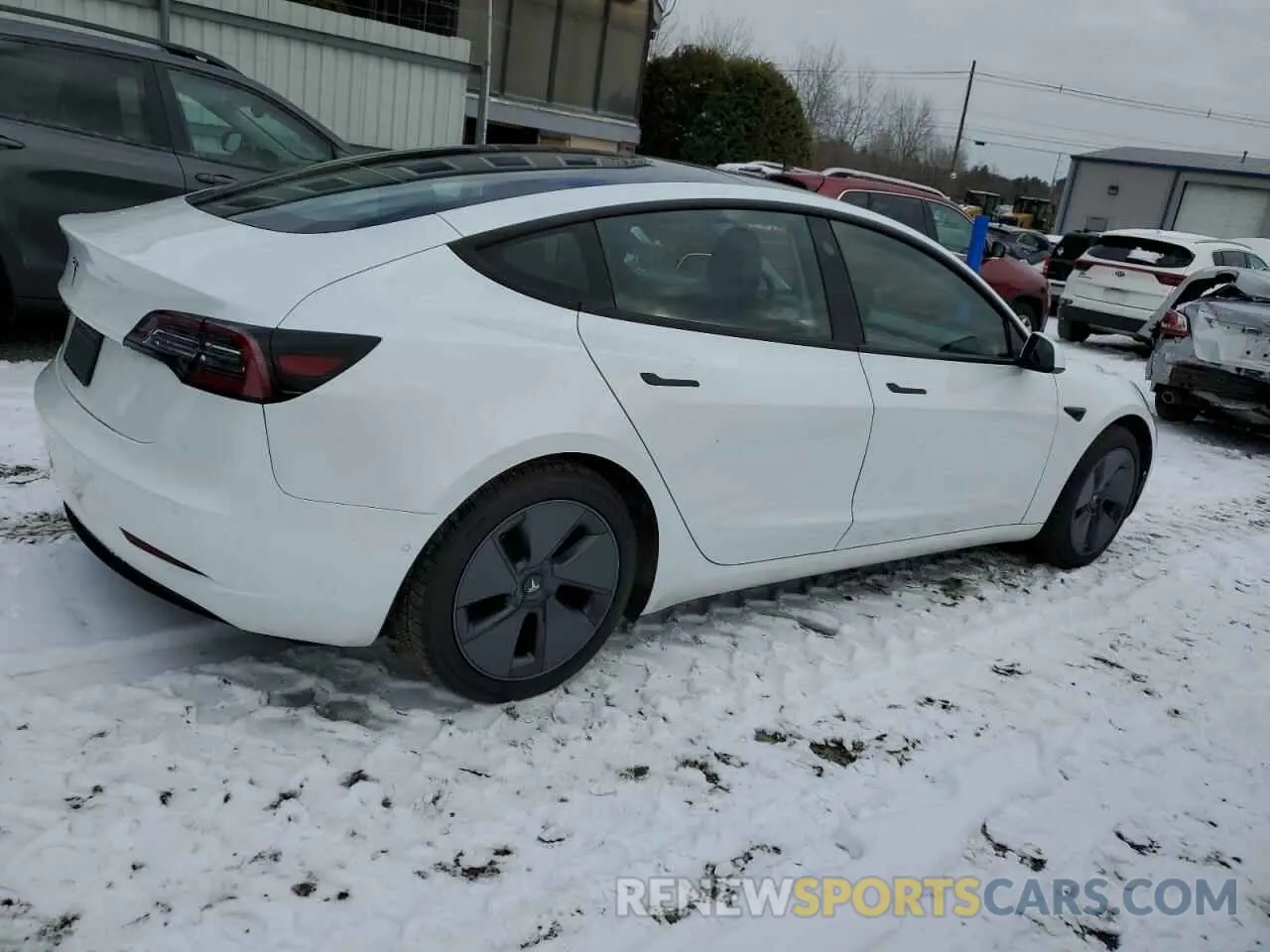 3 Photograph of a damaged car 5YJ3E1EA3MF923487 TESLA MODEL 3 2021