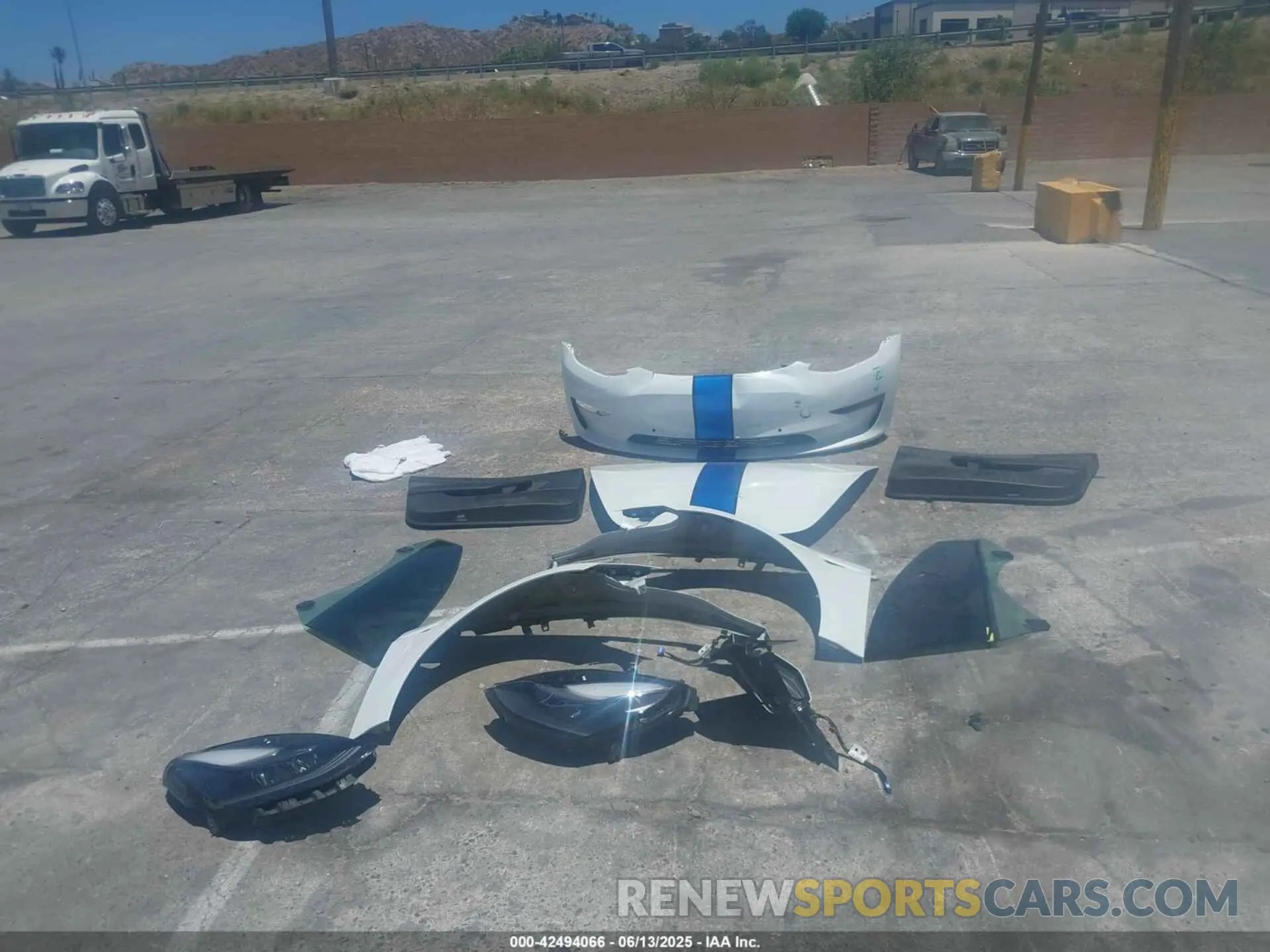 12 Photograph of a damaged car 5YJ3E1EA3MF923537 TESLA MODEL 3 2021