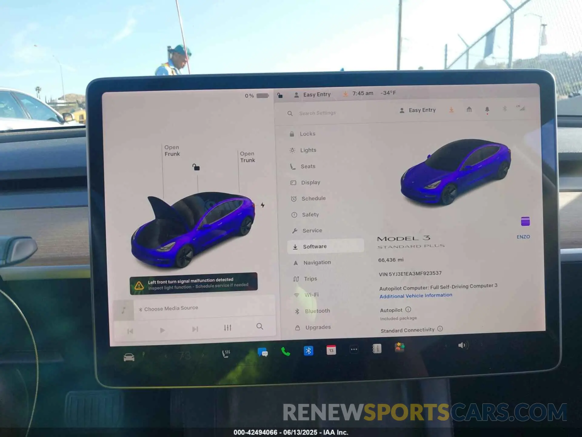 19 Photograph of a damaged car 5YJ3E1EA3MF923537 TESLA MODEL 3 2021