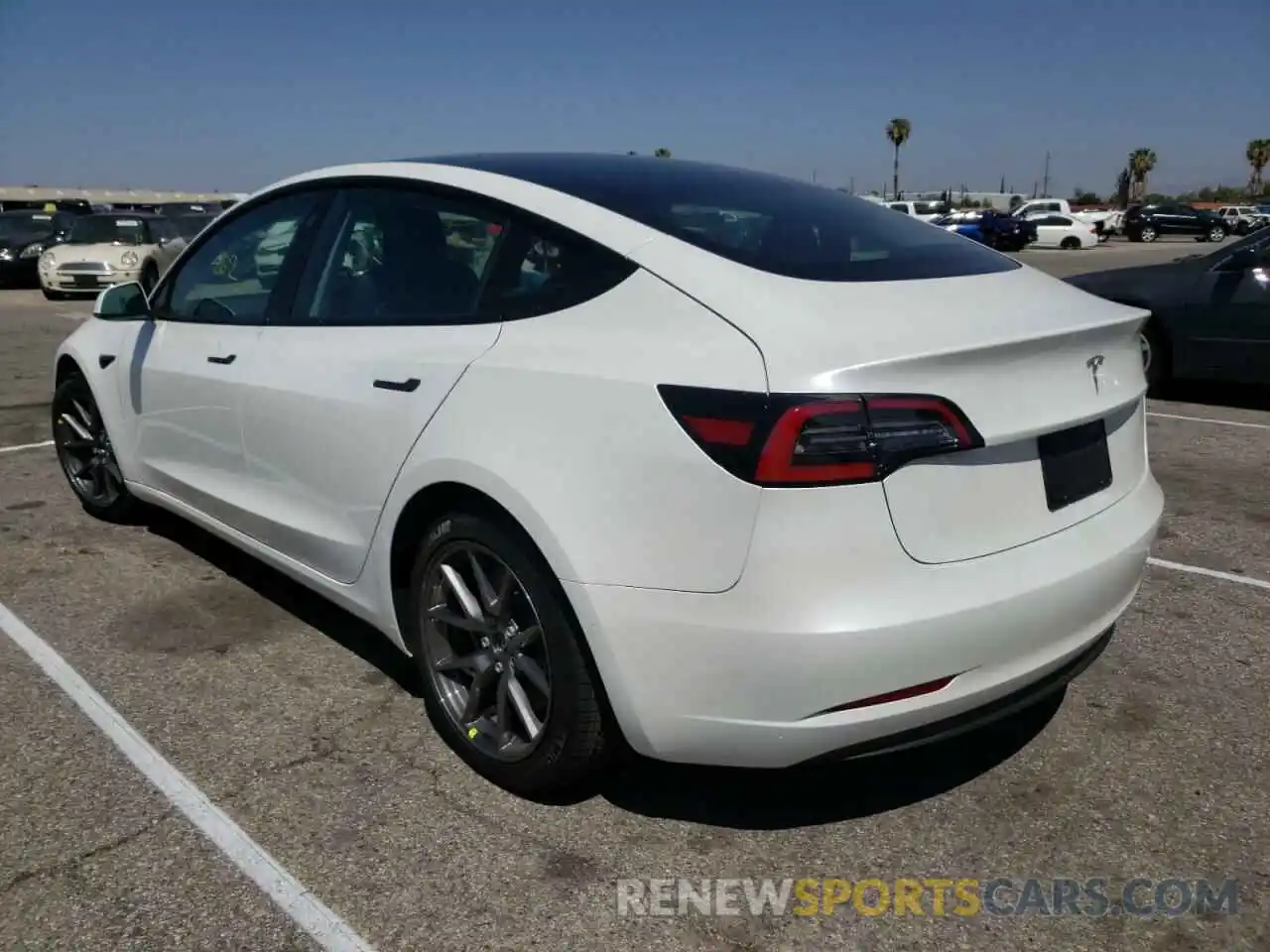 3 Photograph of a damaged car 5YJ3E1EA3MF939592 TESLA MODEL 3 2021