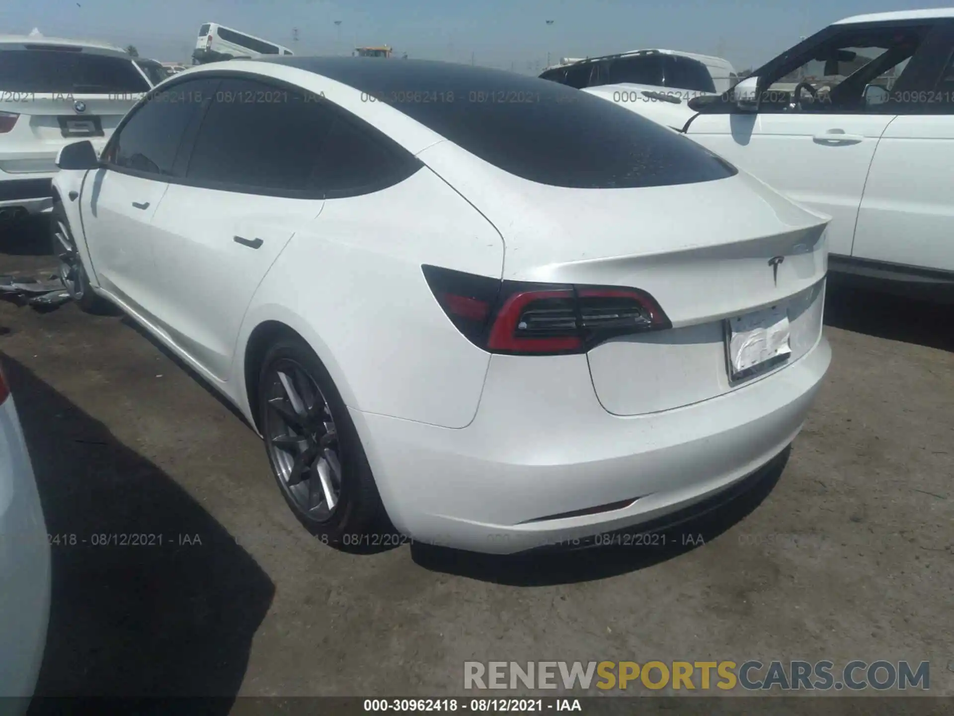 3 Photograph of a damaged car 5YJ3E1EA3MF941620 TESLA MODEL 3 2021