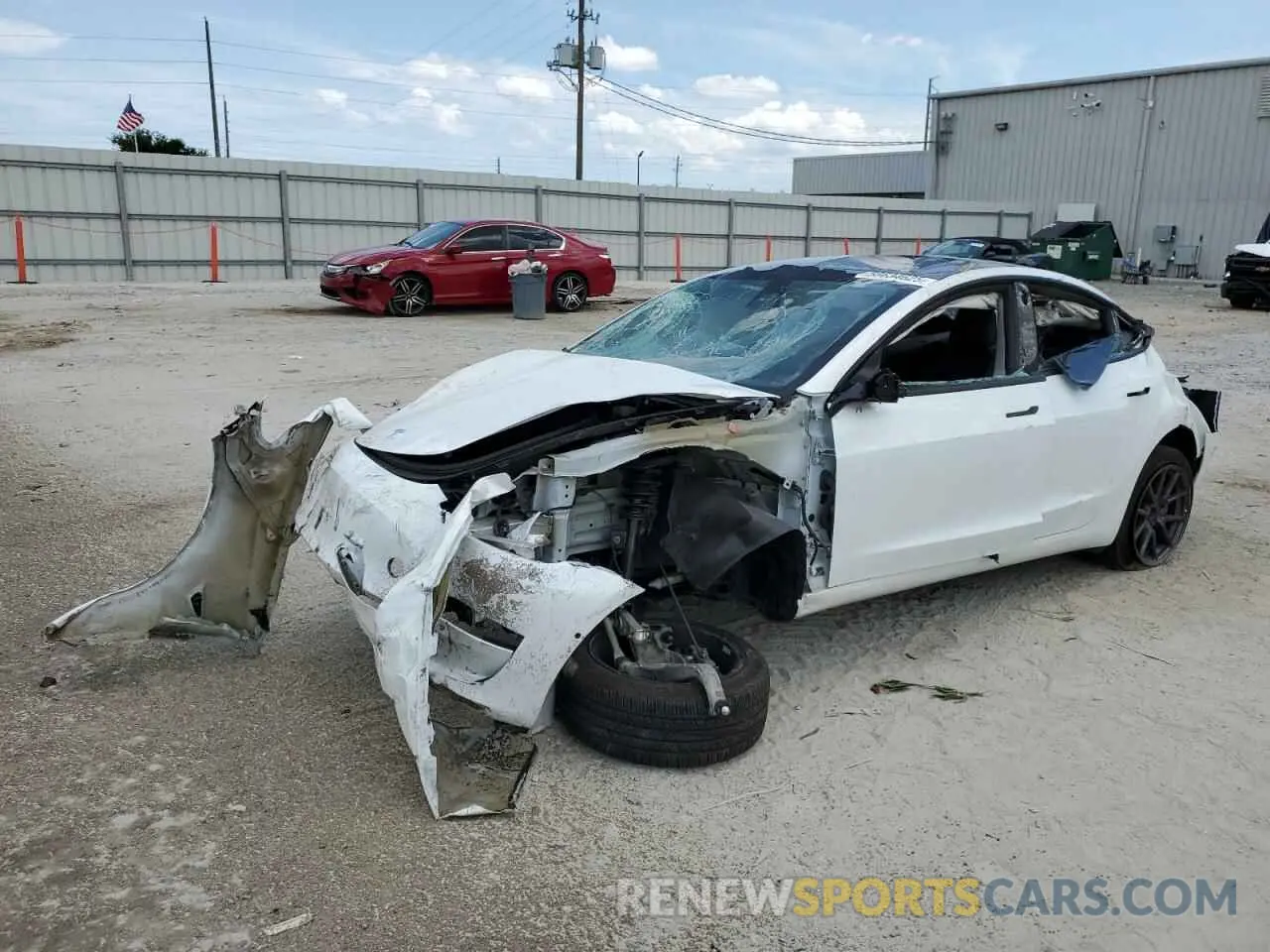 1 Photograph of a damaged car 5YJ3E1EA3MF976870 TESLA MODEL 3 2021