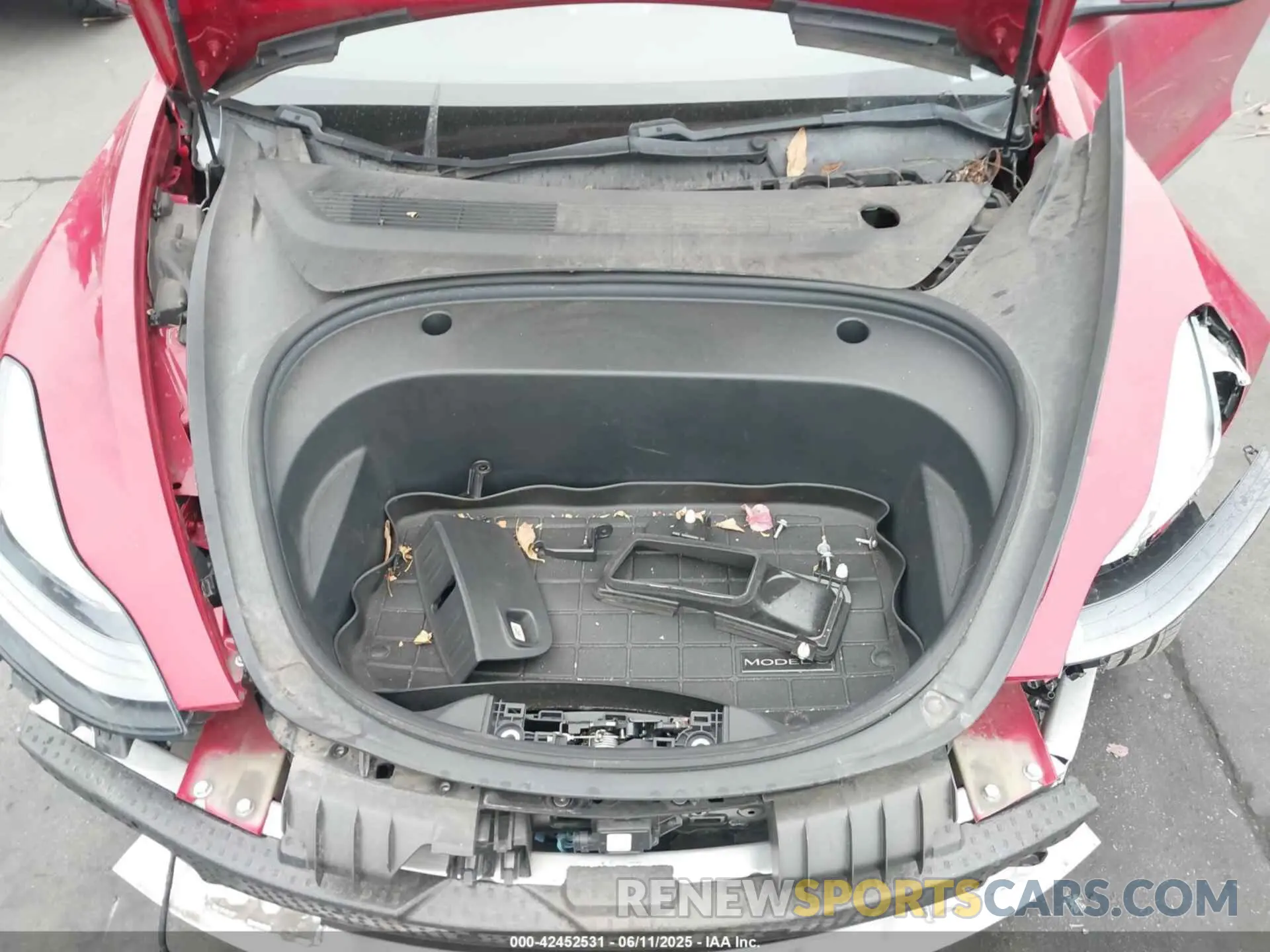 10 Photograph of a damaged car 5YJ3E1EA3MF994740 TESLA MODEL 3 2021