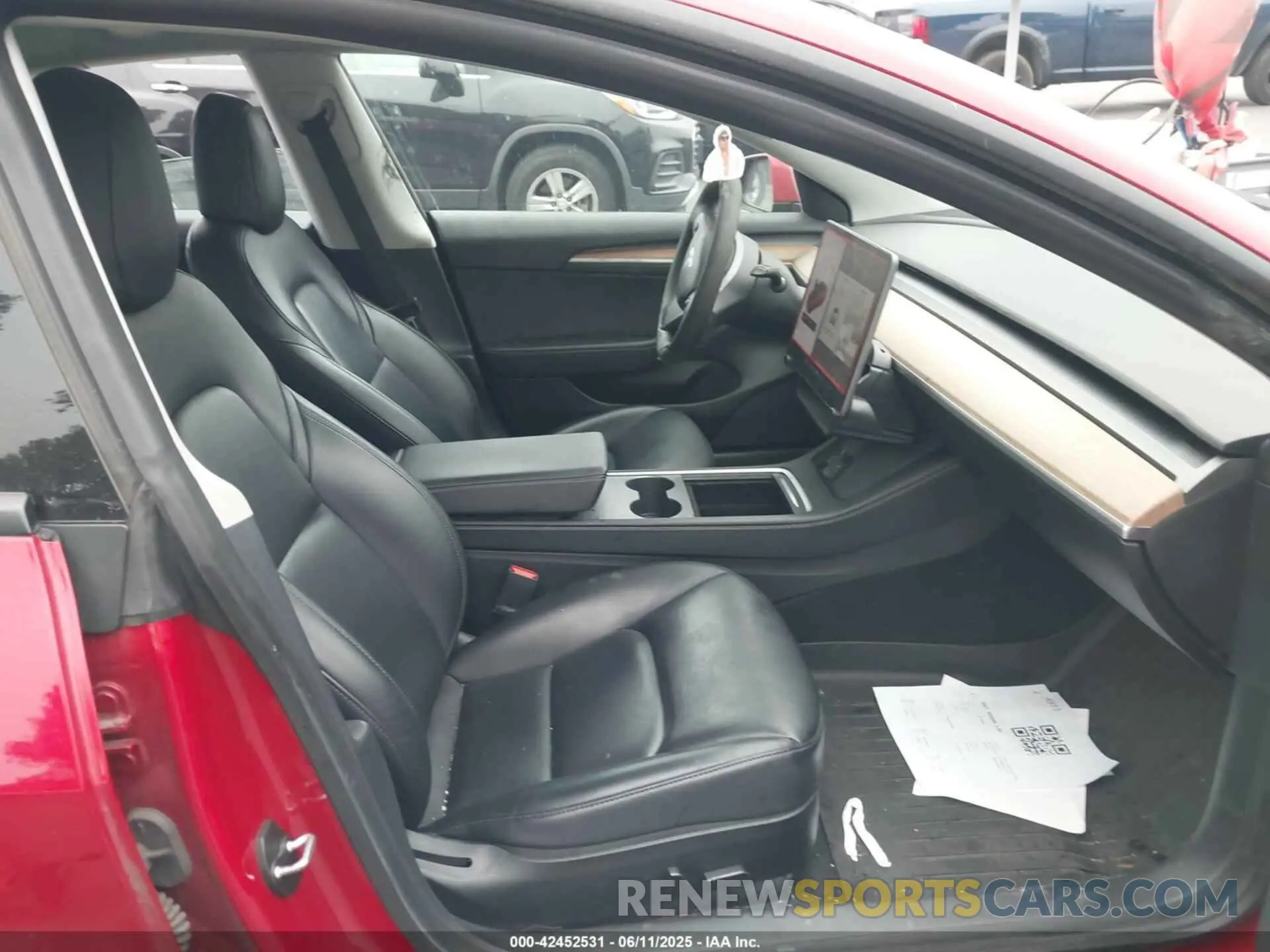 5 Photograph of a damaged car 5YJ3E1EA3MF994740 TESLA MODEL 3 2021