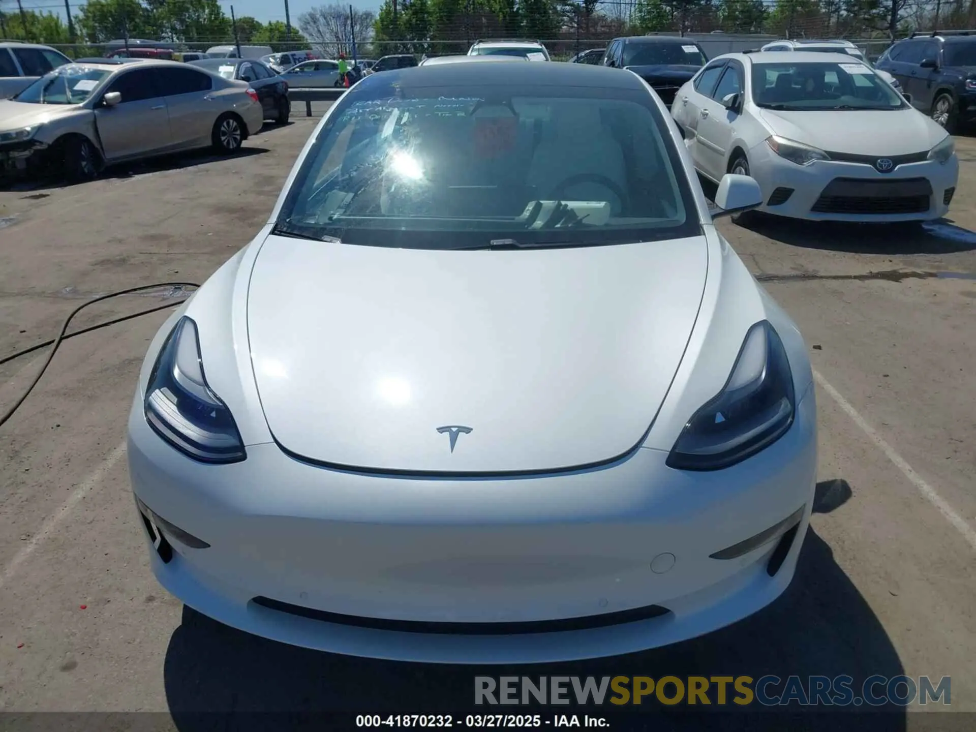 11 Photograph of a damaged car 5YJ3E1EA3MF995063 TESLA MODEL 3 2021